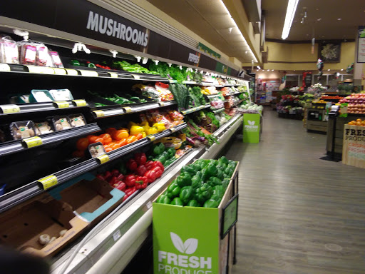 Grocery Store «Safeway», reviews and photos, 7414 Little River Turnpike, Annandale, VA 22003, USA