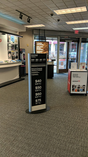 Cell Phone Store «Verizon Authorized Retailer - Wireless Plus Moorpark», reviews and photos, 766 New Los Angeles Ave #6, Moorpark, CA 93021, USA