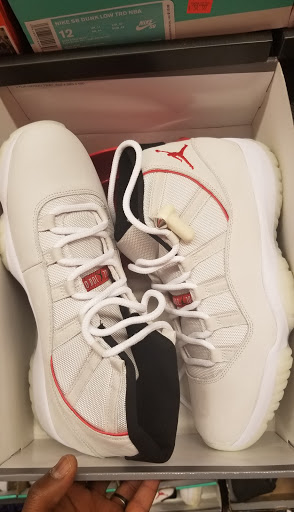 Sporting Goods Store «Nike Factory Store», reviews and photos, 5050 Factory Shops Blvd #905, Castle Rock, CO 80108, USA