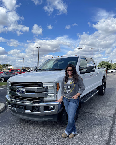 Car Dealer «Bill Estes Ford», reviews and photos, 450 N Northfield Dr, Brownsburg, IN 46112, USA