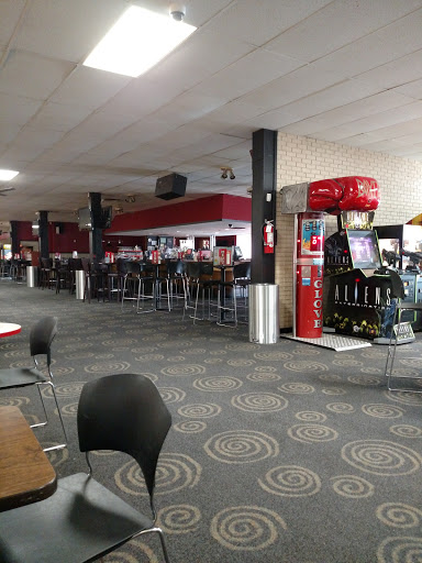 Bowling Alley «AMF Rose Bowl Lanes», reviews and photos, 28001 Groesbeck Hwy, Roseville, MI 48066, USA