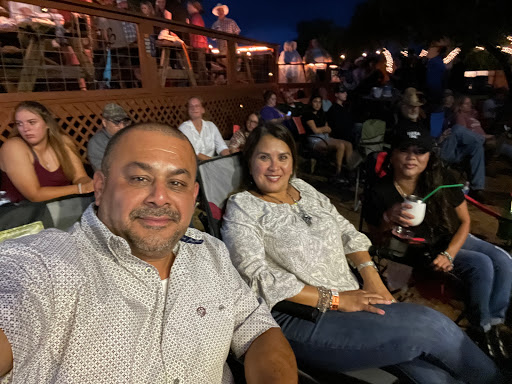 Bar «The Roundup Outdoor Music Venue», reviews and photos, 531 FM 3351, Boerne, TX 78006, USA