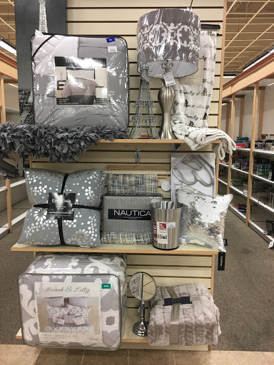 Clothing Store «Burlington Coat Factory», reviews and photos, 5445 Atlanta Hwy, Montgomery, AL 36109, USA