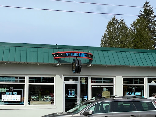 Pet Place Market, 213 Bendigo Blvd N #2, North Bend, WA 98045, USA, 