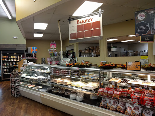 Grocery Store «Rays Food Place», reviews and photos, 875 Redwood Dr, Garberville, CA 95542, USA
