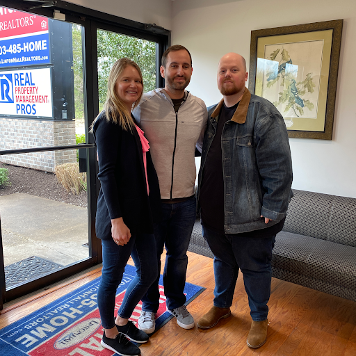 Real Estate Agency «Chris Colgan - Re/Max Regency», reviews and photos, 403 Holiday Ct, Warrenton, VA 20186, USA