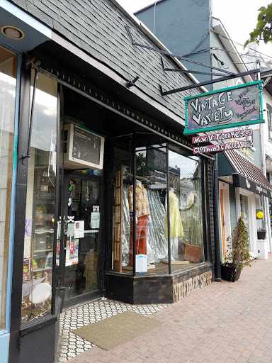 Vintage Variety, 76 1st Ave, Atlantic Highlands, NJ 07716, USA, 