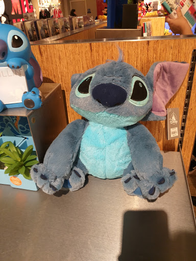 Toy Store «Disney Store», reviews and photos, 400 S Baldwin Ave, Arcadia, CA 91007, USA