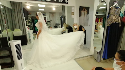 Av Pintor Felo Monzón, nº30