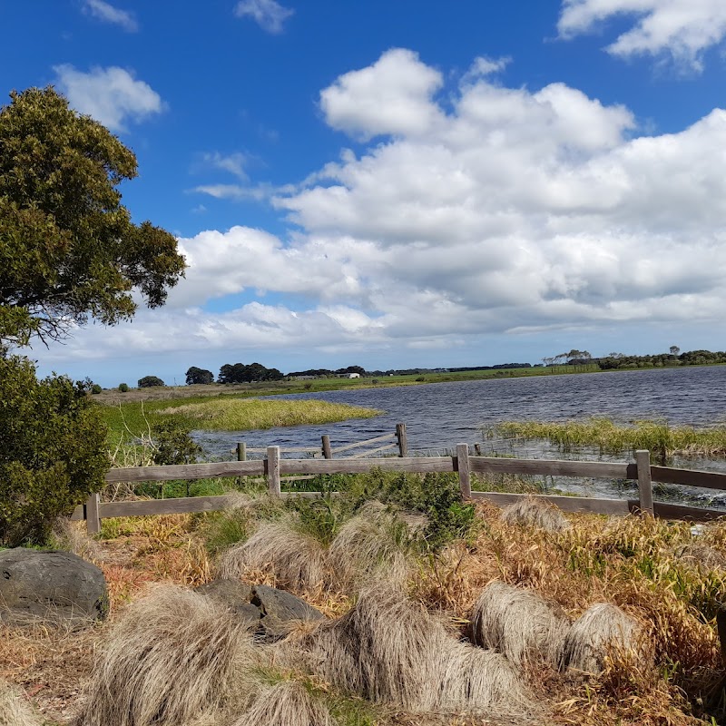 Lake Cartcarrong