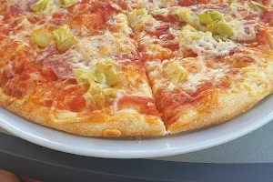 Dalfino Pizzaservice image
