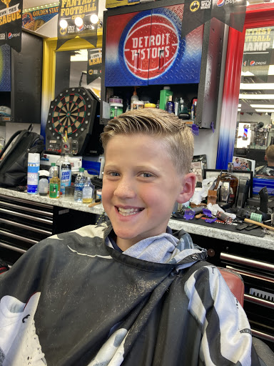 Barber Shop «Classic Sports Barber Shop», reviews and photos, 105 5th Ave N, Franklin, TN 37064, USA