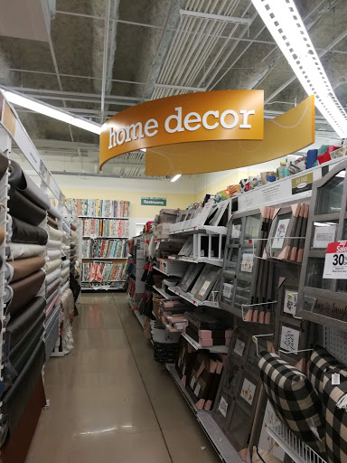 Fabric Store «Jo-Ann Fabrics and Crafts», reviews and photos, 555 W Roosevelt Rd, Chicago, IL 60607, USA