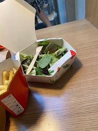 Aliment-réconfort du Restaurant de hamburgers McDonald's à Paris - n°8