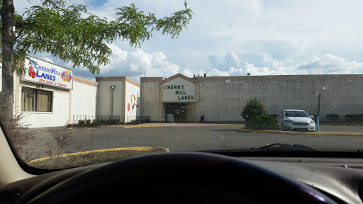 Bowling Alley «Cherry Hill Lanes», reviews and photos, 300 Inkster Rd, Dearborn Heights, MI 48127, USA