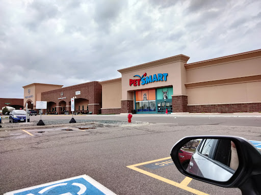 Pet Supply Store «PetSmart», reviews and photos, 1297 Promenade Pl, Eagan, MN 55121, USA