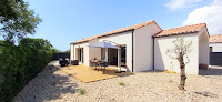 AGENCE DR HOUSE IMMO CONCIERGERIE B.E IMMOBILIER Talmont-Saint-Hilaire