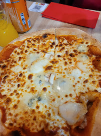 Plats et boissons du Pizzeria Pizza Nelly à Paris - n°9