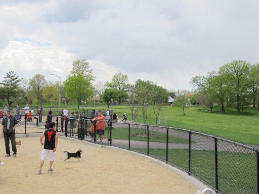 Dog Park «Bay Park Dog Park», reviews and photos, 2 Marjorie Ln, East Rockaway, NY 11518, USA