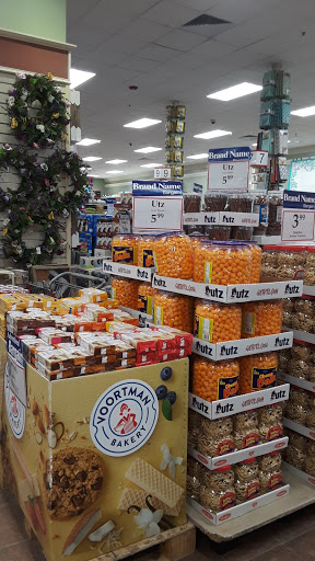 Home Goods Store «Christmas Tree Shops», reviews and photos, 340 Patriot Pl, Foxborough, MA 02035, USA