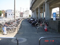 今治駅南高架下自転車駐車場（無料）