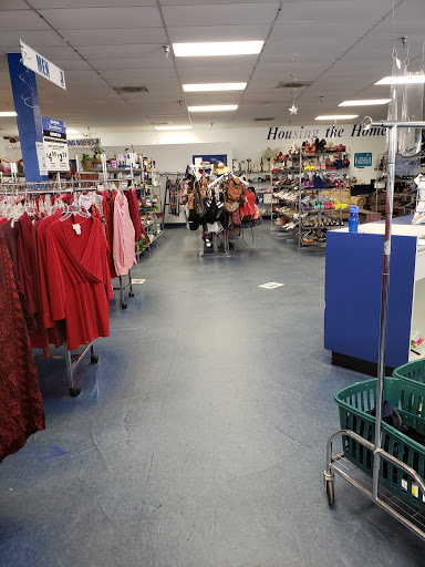 Thrift Store «Goodwill West Palm Beach/South Dixie Store & Donation Center», reviews and photos