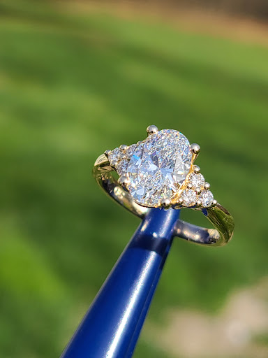 Jewelry Store «A & M Jewelers Antique & Modern Jewelry», reviews and photos, 708 N Rolling Rd, Catonsville, MD 21228, USA