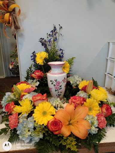 Florist «Millbury Towne Florist», reviews and photos, 4 S Main St, Millbury, MA 01527, USA