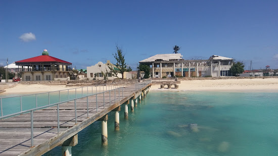 Cockburn Town beach