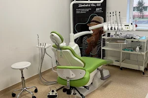 Clinica Dentara Bucuresti | Implantologie | Aparate Dentare | Implanturi Dentare Palladium Residence | Ebi Dent image
