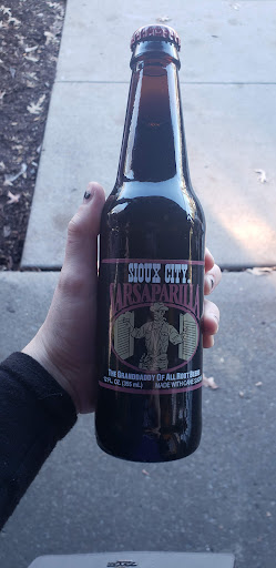 American Restaurant «Cracker Barrel Old Country Store», reviews and photos, 6941 Charlotte Pike, Nashville, TN 37209, USA