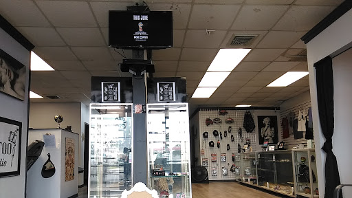 Tattoo Shop «Powers Tattoos & Body Piercing Studio», reviews and photos, 1122 N 10th St # E, McAllen, TX 78501, USA