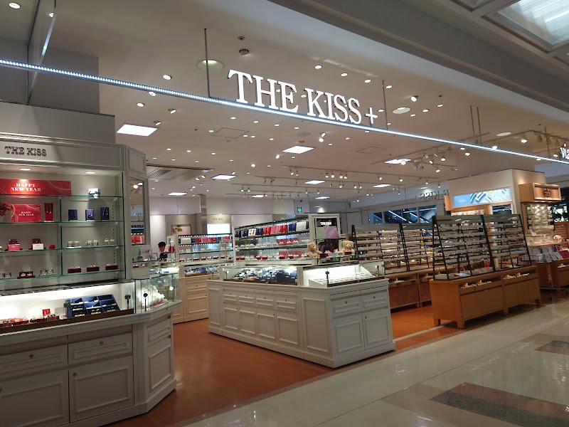 THE KISS＋ 横浜ワールドポーターズ店