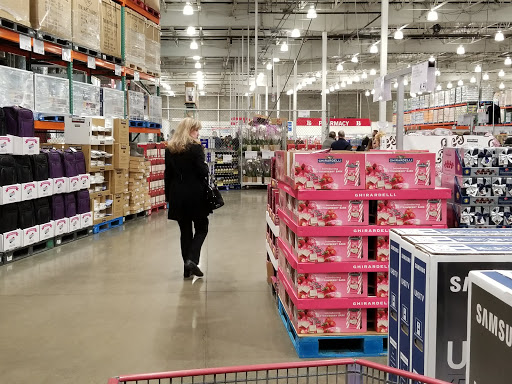 Warehouse store «Costco Wholesale», reviews and photos, 45460 Market St, Shelby Charter Township, MI 48315, USA
