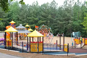 Duluth City Parks & Recreation - Bunten Road Park Activity Center image