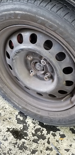 Tire Shop «Tires Plus», reviews and photos, 2240 Citrus Blvd, Leesburg, FL 34748, USA