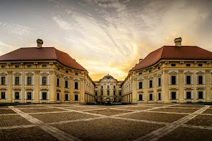 Slavkov Castle image