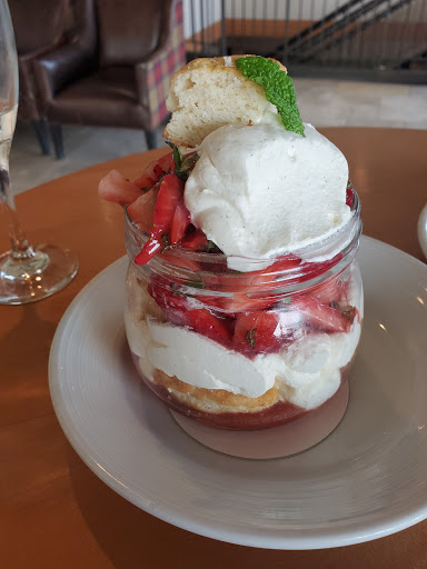 American Restaurant «Pinstripes», reviews and photos, 3849 Gallagher Dr, Edina, MN 55435, USA