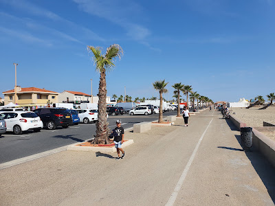 Place de la République de Le Barcarès à Le Barcarès