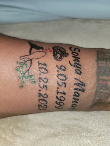 Tattoo Shop «Destiny Tattoo Studio», reviews and photos, 1822 NJ-35, South Amboy, NJ 08879, USA