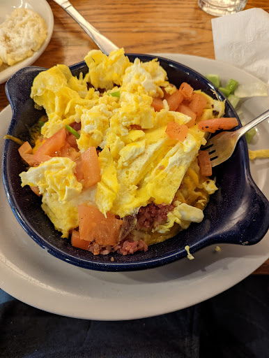 American Restaurant «Cracker Barrel Old Country Store», reviews and photos, 1824 W Lucas St, Florence, SC 29501, USA