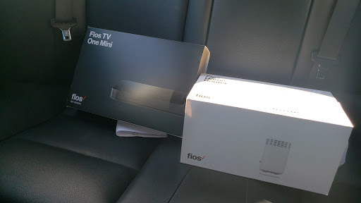 Cell Phone Store «Verizon Authorized Retailer - A Wireless», reviews and photos, 1130 Broad St, Shrewsbury, NJ 07702, USA