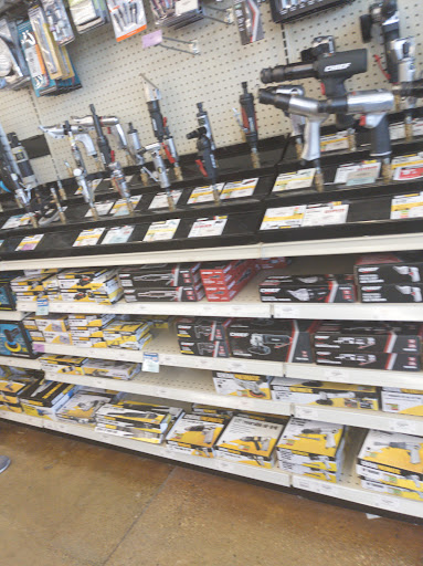 Hardware Store «Harbor Freight Tools», reviews and photos, 356 S Broadway STE 3, Salem, NH 03079, USA