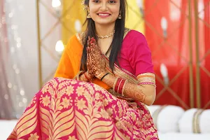 Shivani Devtale Makeup artist image