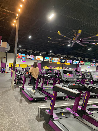 Gym «Planet Fitness», reviews and photos, 8443 Day Dr, Parma, OH 44129, USA