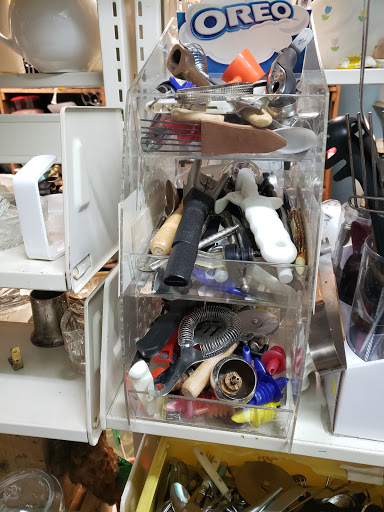 Thrift Store «All you need is thrift», reviews and photos, 148 W Hoffman Ave, Lindenhurst, NY 11757, USA