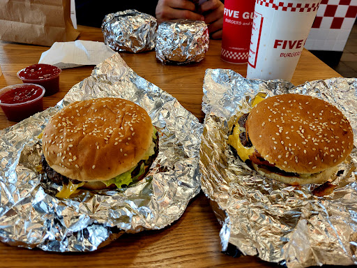 Shopping Mall «Essex Green Shopping Center», reviews and photos, 495 Prospect Ave, West Orange, NJ 07052, USA