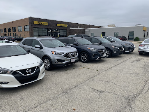 Used Car Dealer «Hertz Car Sales Des Plaines», reviews and photos, 2170 Mannheim Rd, Des Plaines, IL 60018, USA