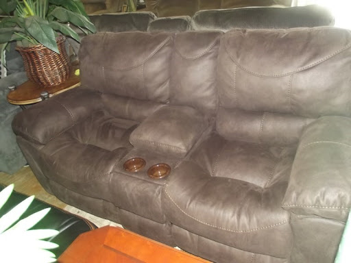 Junk Store «Family Thrift Store», reviews and photos, 1207 N Royal Ave, Front Royal, VA 22630, USA