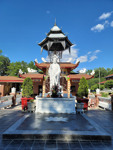 Taoist temple Cary